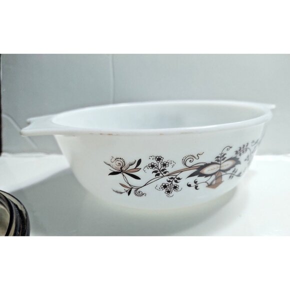 Vintage Pyrex England Brown Floral Vine Round  Casserole Dish with Lid - Picture 6 of 11